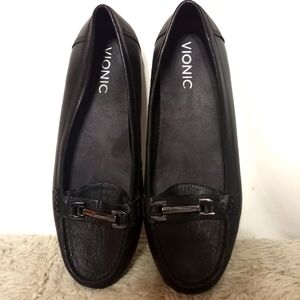 Vionic Black Flats Saize 8 pre owned